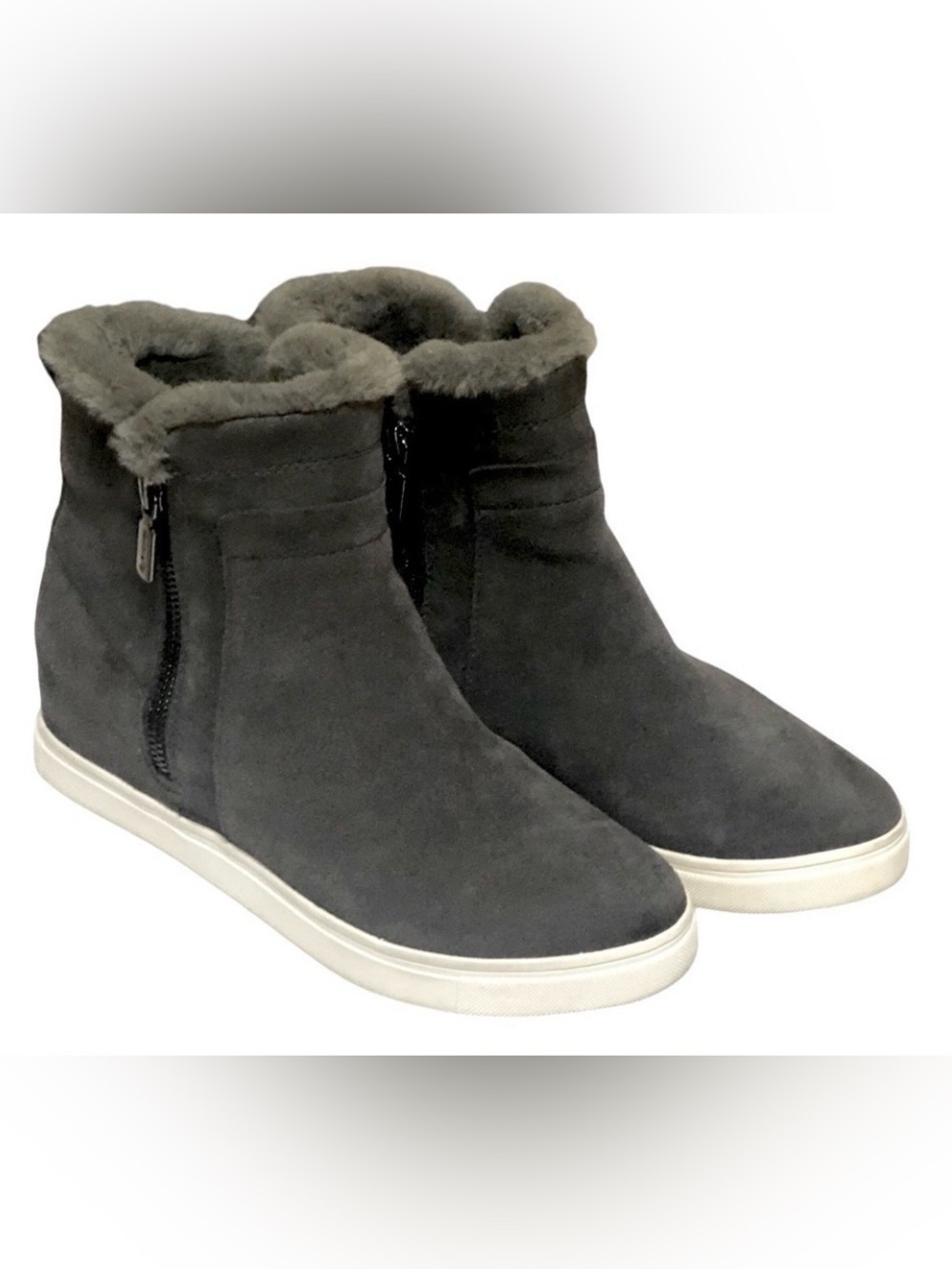 Blondo Glade Dark Grey Suede Leather Waterproof Faux Fur Trim Zip Sneaker sz 7.5